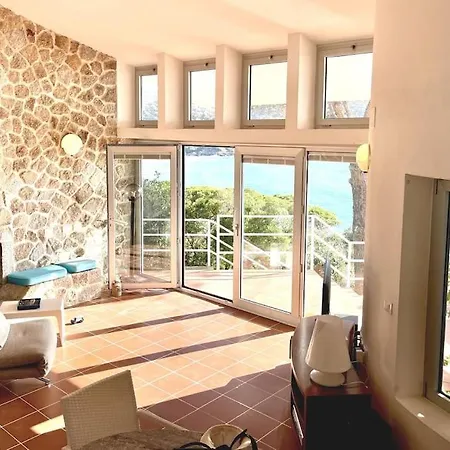 Apartment Occhiata *